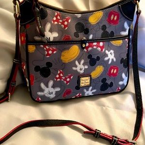 DOONEY &AMP; BOURKE DISNEY PARKS "BEST OF MICKEY MOUSE" CROSSBODY BAG